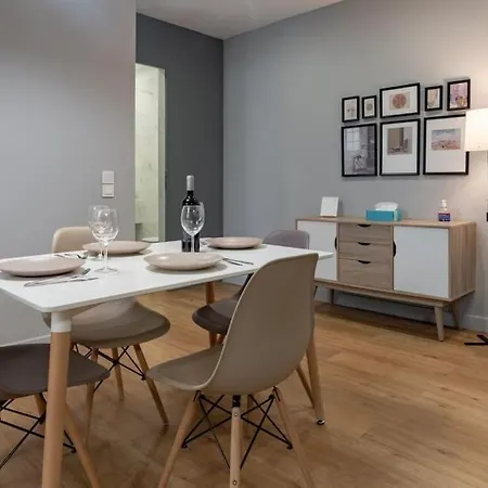Modern, Quite 1-Bdr Apt 5 Min Walk To Acropolis 雅典 Exterior photo