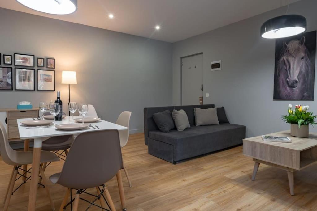 Apartment Modern, Quite 1-bdr 5 Min Walk To Acropolis