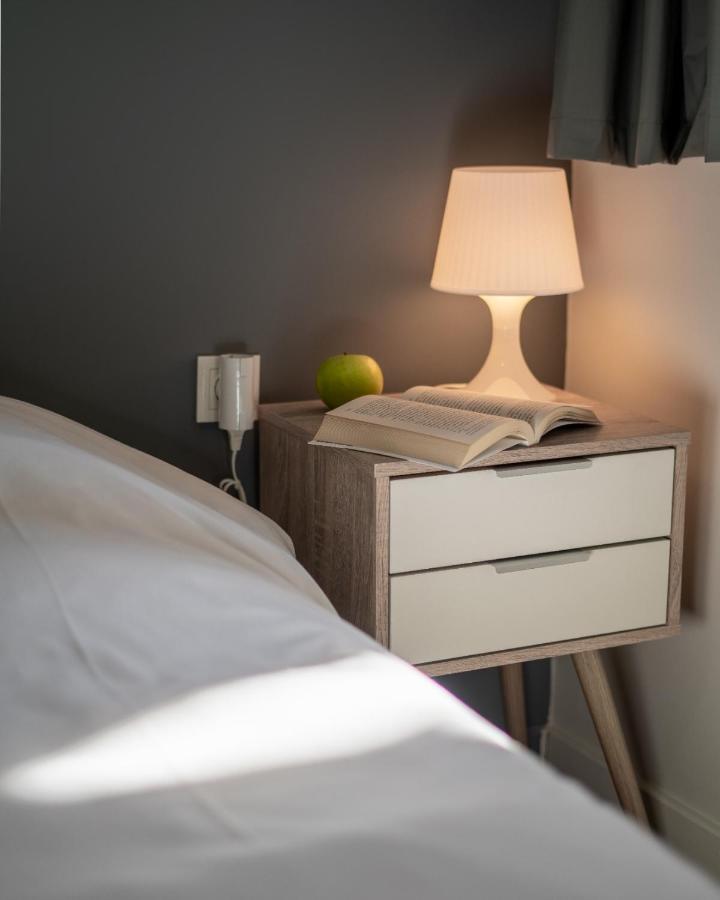 Modern, Quite 1-bdr 5 Min Walk To Acropolis *